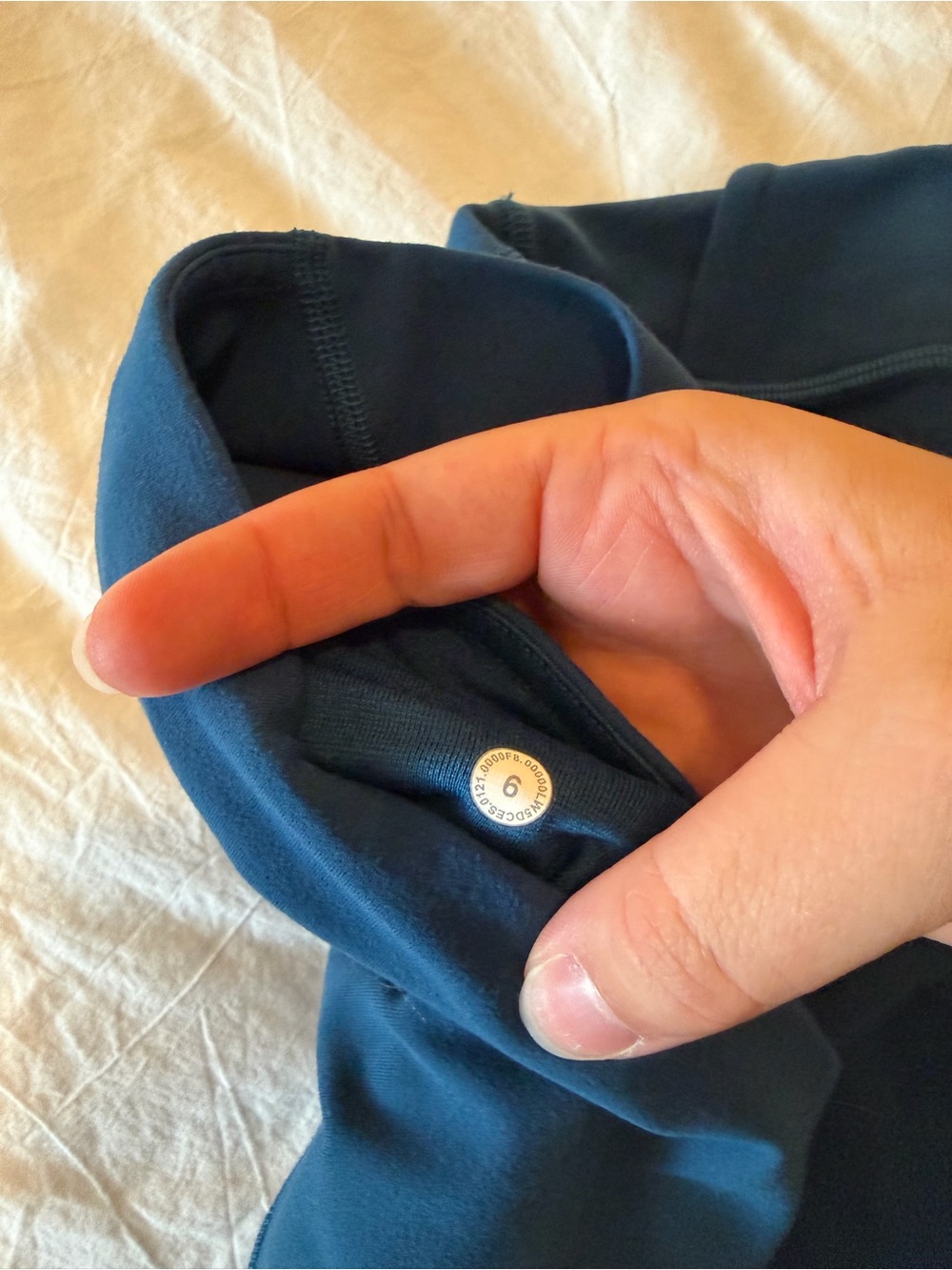 Lululemon Blue Leggings size 6 - Picture 4 of 6